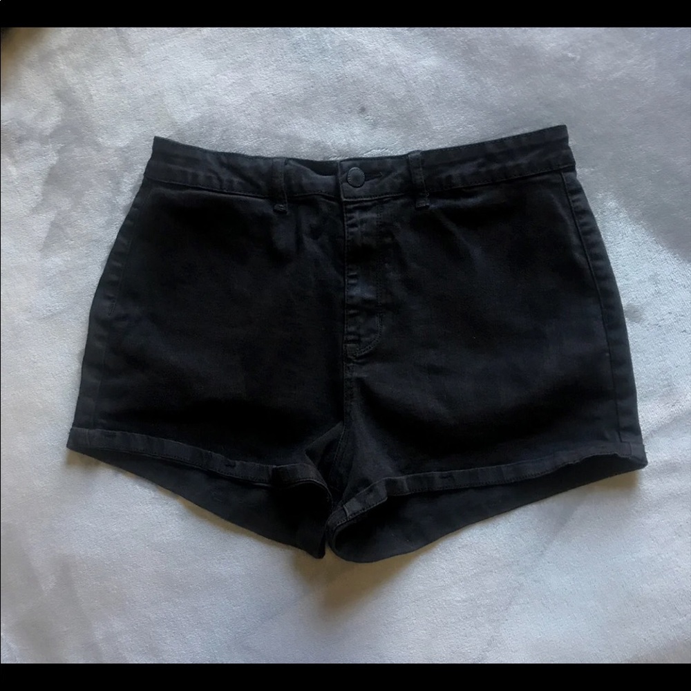 Kendall and Kylie shorts